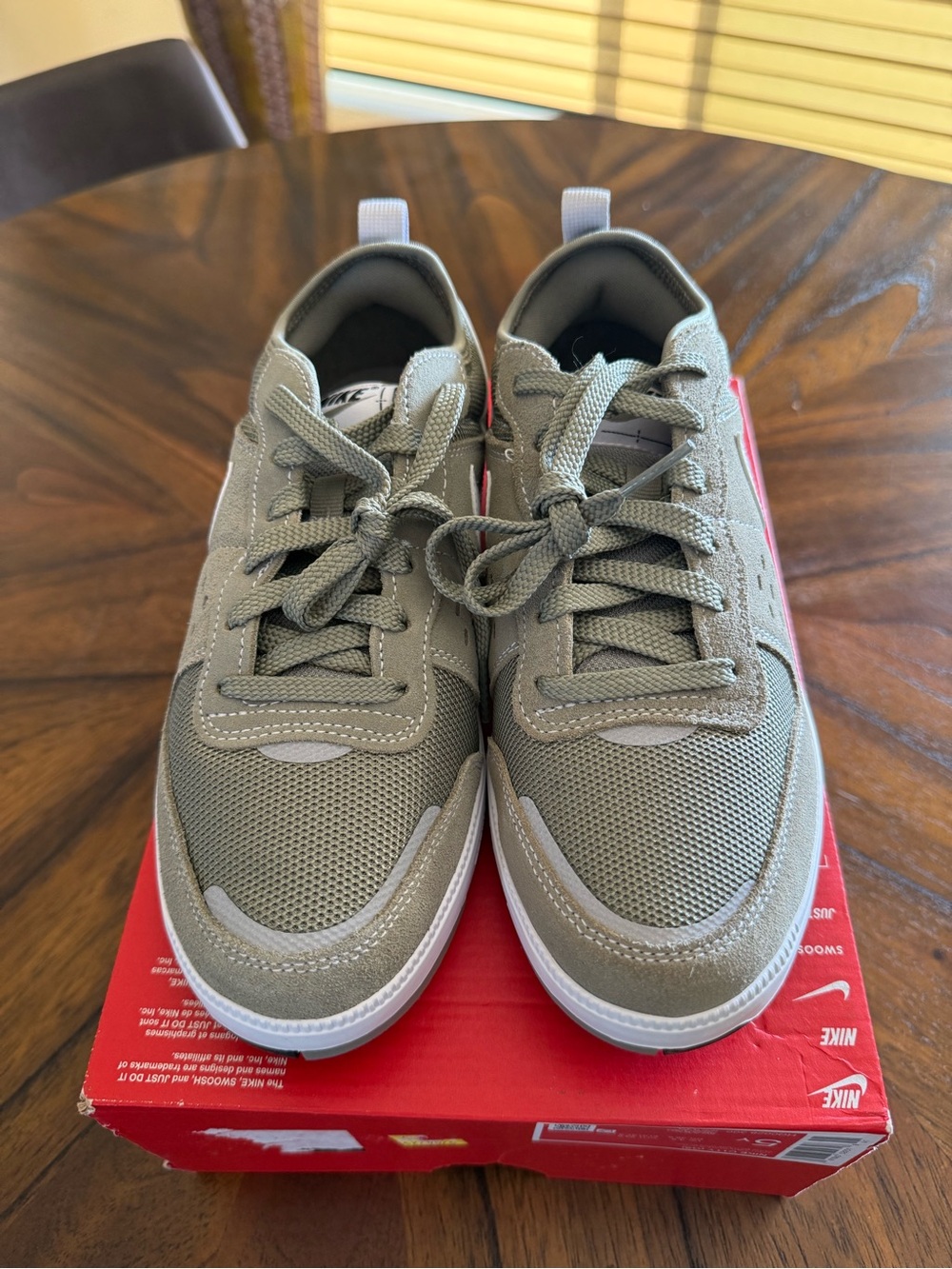 Nike City Gloom - Big Kids - Size 5Y - HQ0028-300